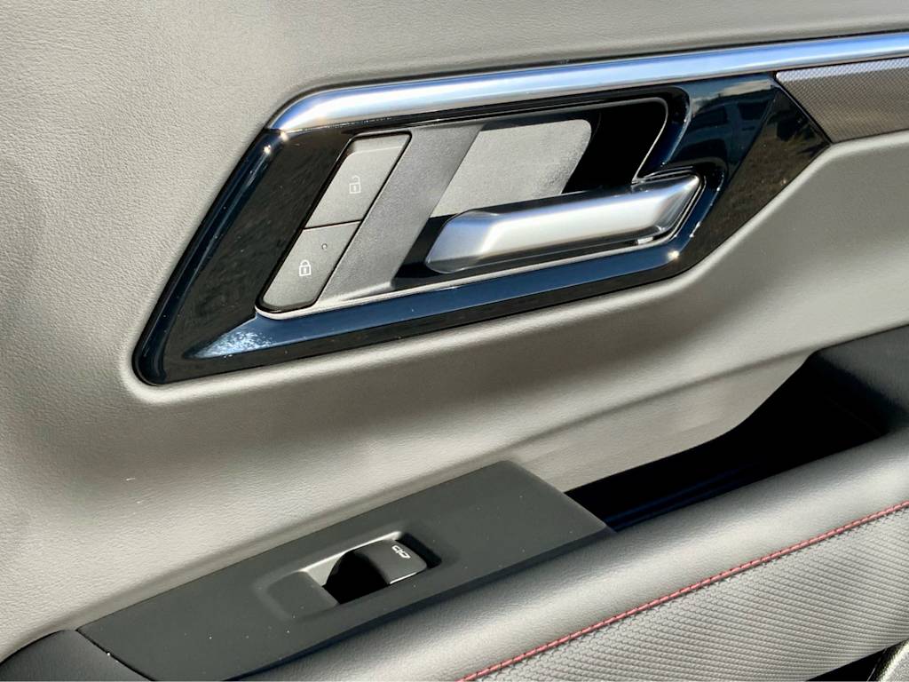 Thumbnail: 2026 Chevrolet Suburban - 55