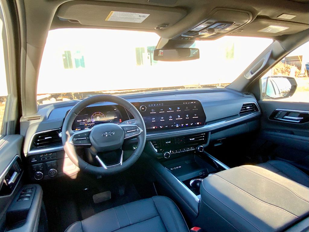 Thumbnail: 2026 Chevrolet Suburban - 9