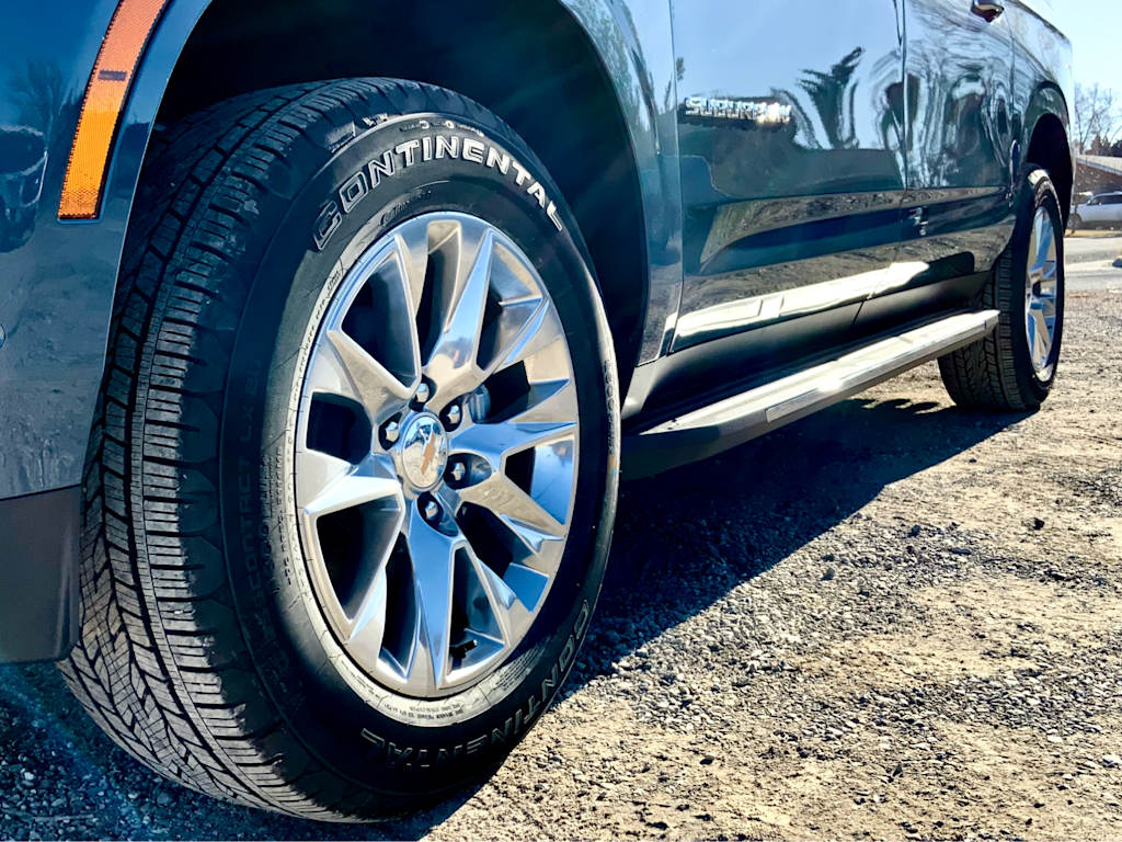 Thumbnail: 2026 Chevrolet Suburban - 27