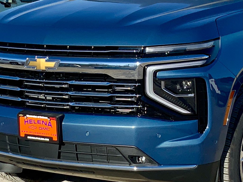 Thumbnail: 2026 Chevrolet Suburban - 25