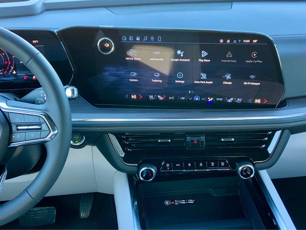 Thumbnail: 2026 Chevrolet Suburban - 15