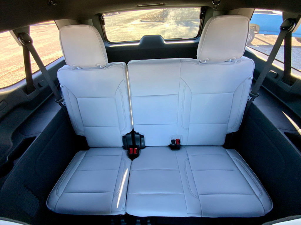 Thumbnail: 2026 Chevrolet Suburban - 37