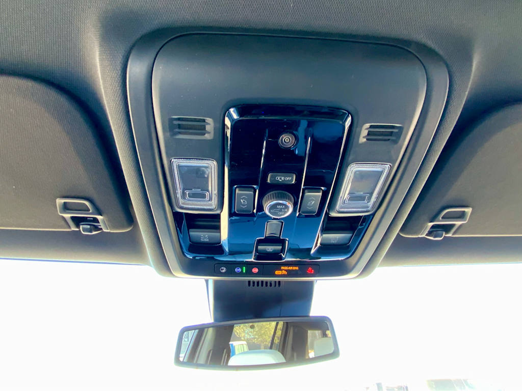 Thumbnail: 2026 Chevrolet Suburban - 48