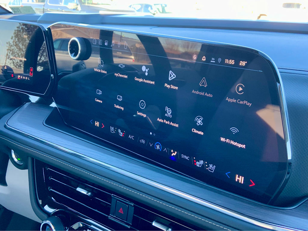 Thumbnail: 2026 Chevrolet Suburban - 46