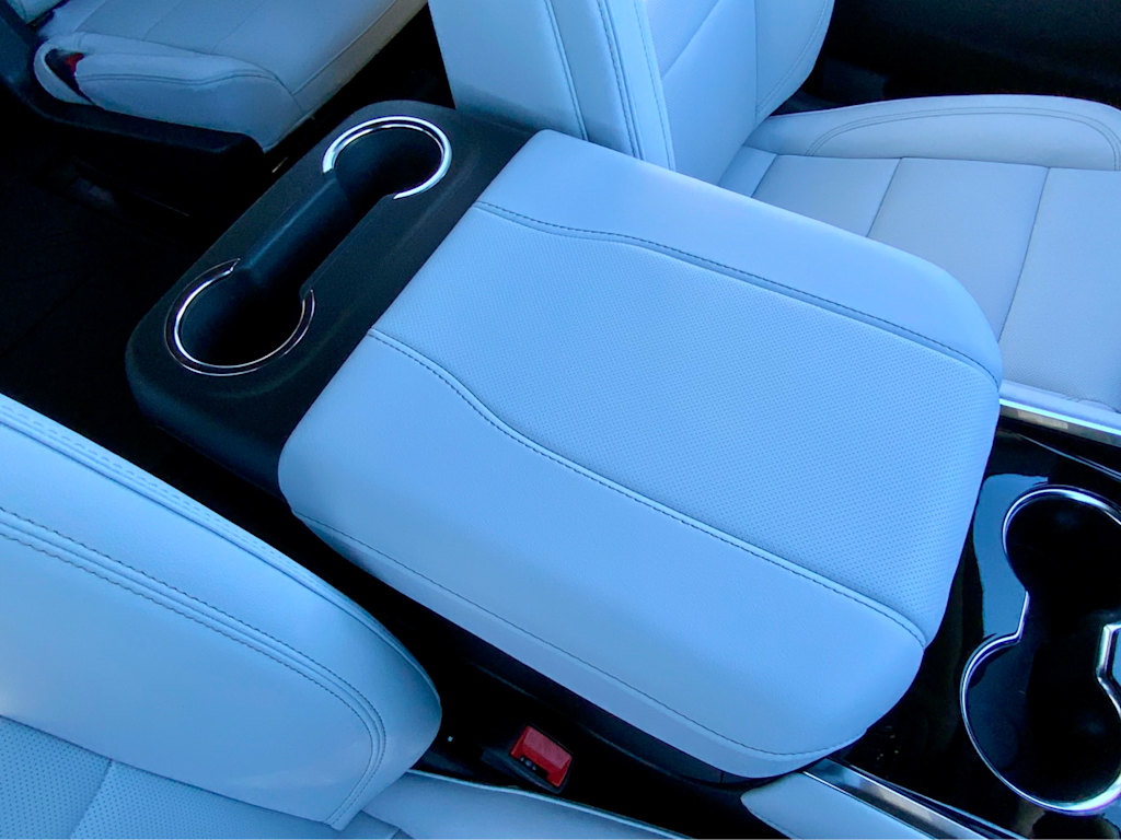 Thumbnail: 2026 Chevrolet Suburban - 40