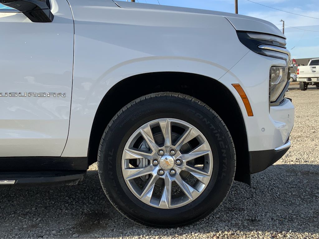 2025 Chevrolet Suburban Premier 8