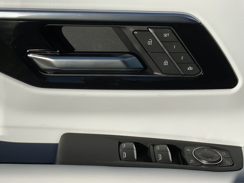 2025 Chevrolet Suburban Premier 29