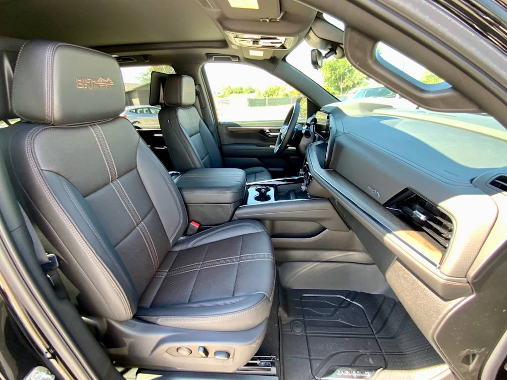 Thumbnail: 2026 Chevrolet Suburban - 11