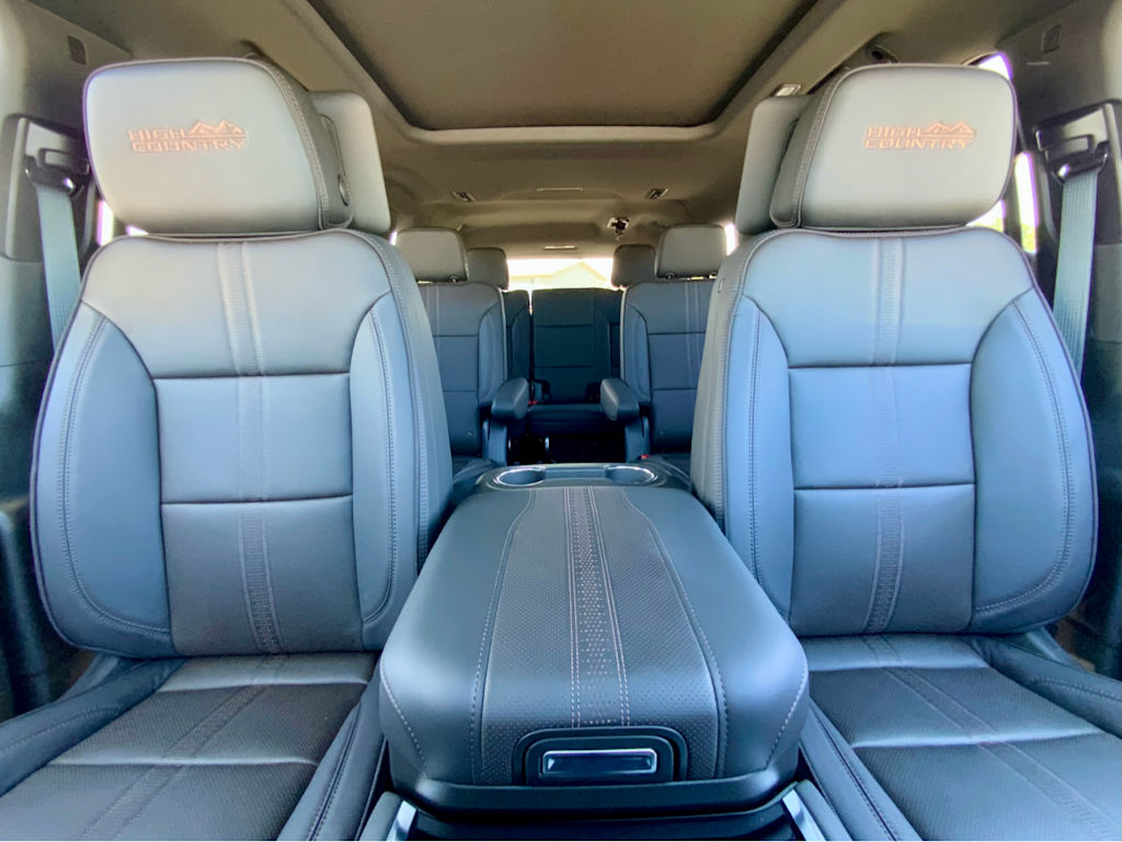 Thumbnail: 2026 Chevrolet Suburban - 34
