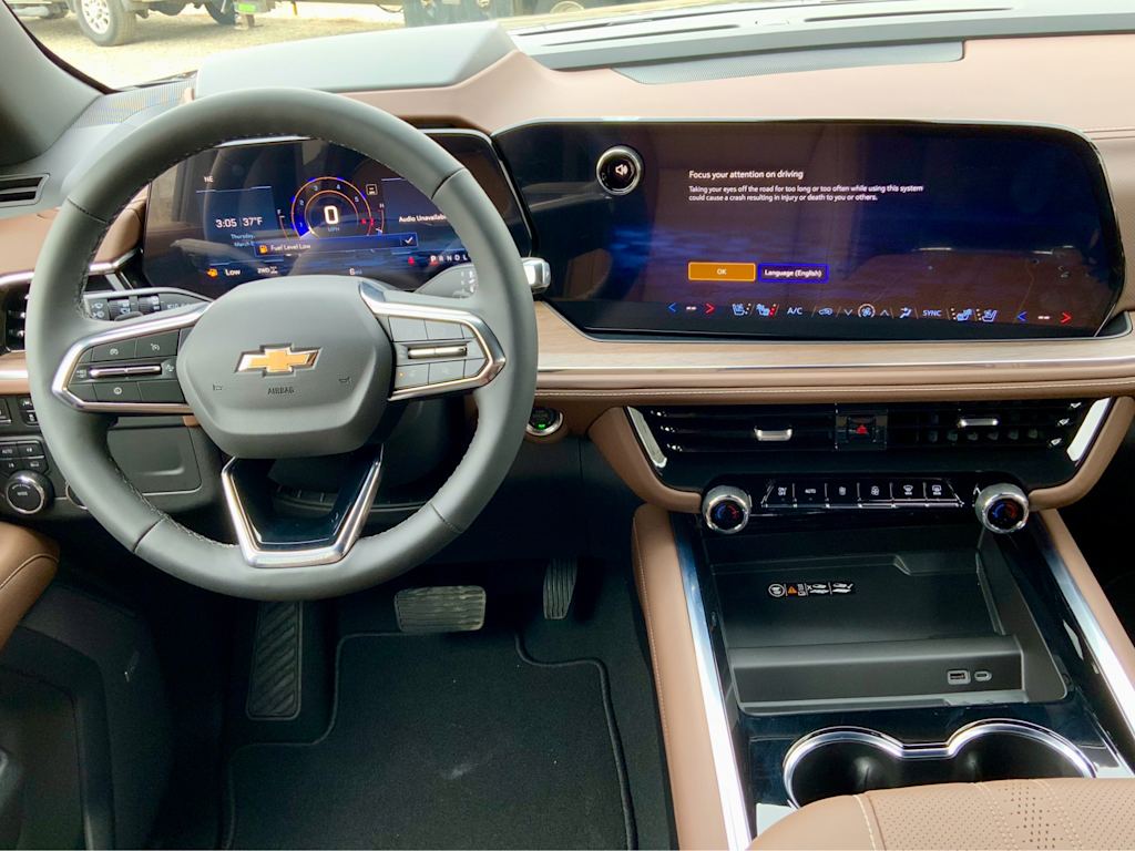 2025 Chevrolet Suburban High Country 14