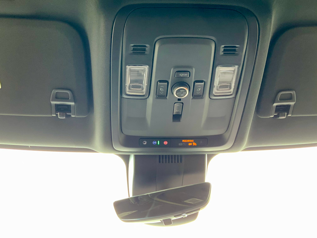2025 Chevrolet Suburban High Country 41