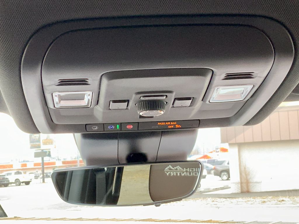 2025 Chevrolet Suburban High Country 42