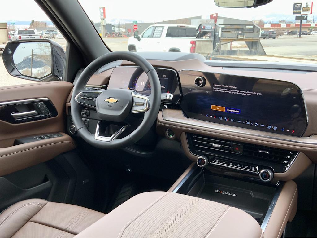 2025 Chevrolet Suburban High Country 13