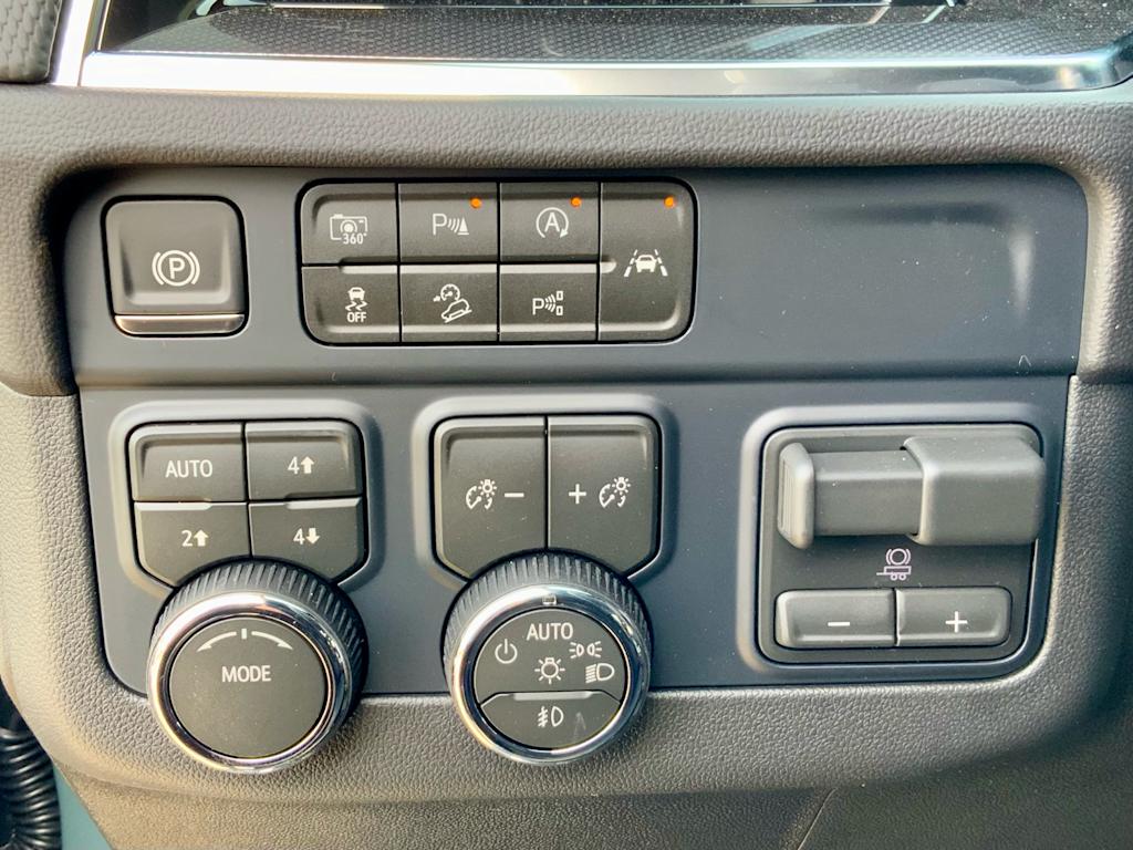 Thumbnail: 2026 Chevrolet Tahoe - 47