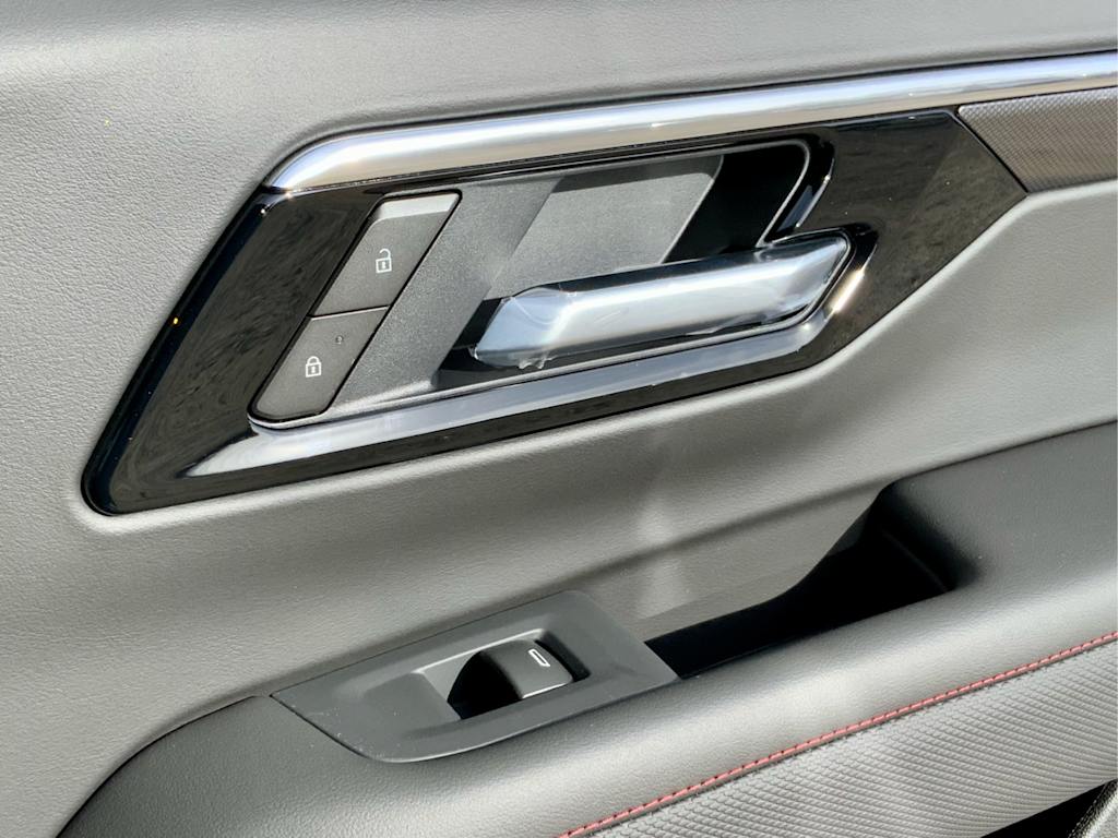 Thumbnail: 2026 Chevrolet Tahoe - 53