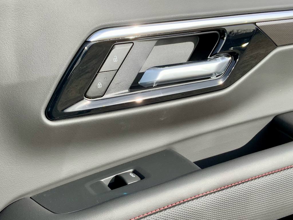 Thumbnail: 2026 Chevrolet Tahoe - 51