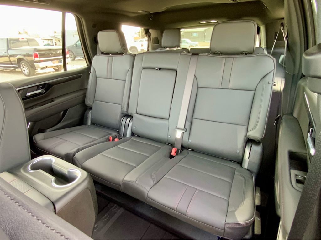 Thumbnail: 2026 Chevrolet Tahoe - 32