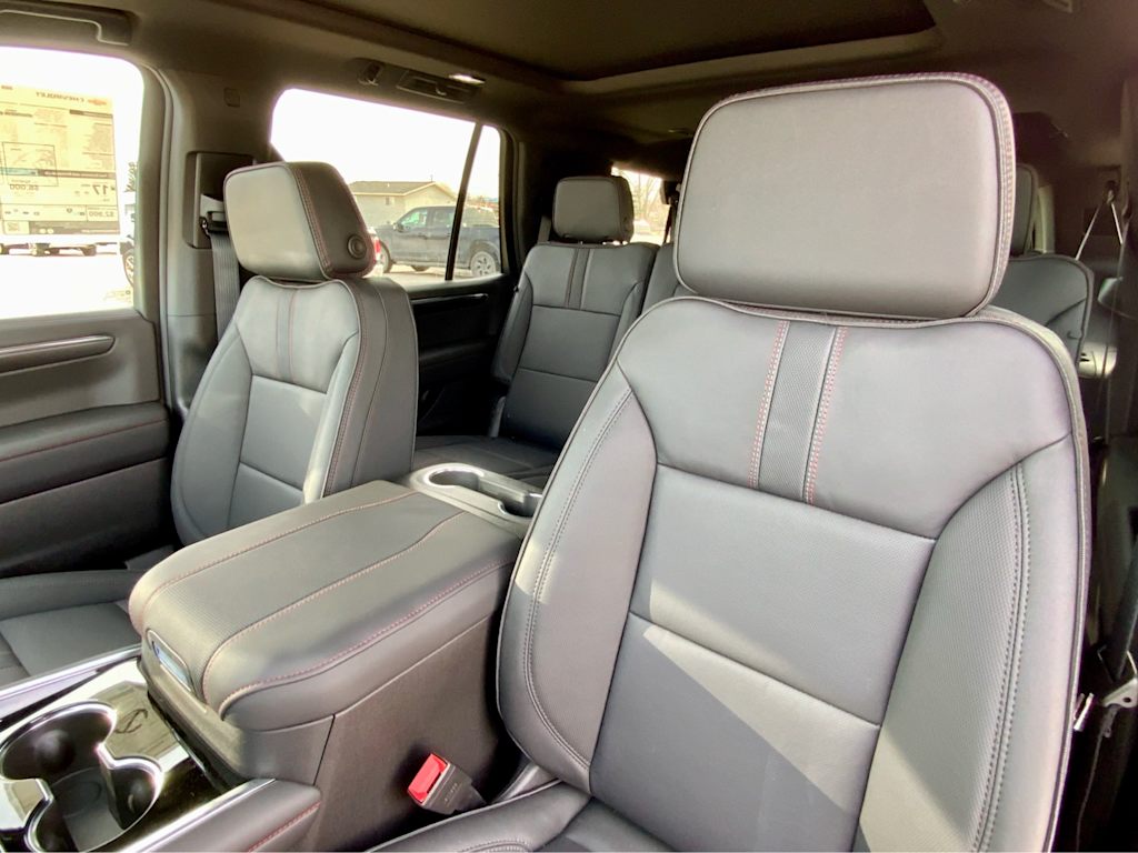 Thumbnail: 2026 Chevrolet Tahoe - 33