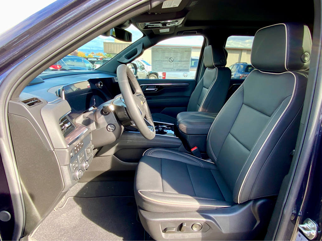 Thumbnail: 2026 Chevrolet Tahoe - 10