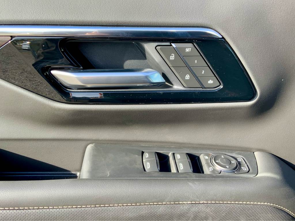 Thumbnail: 2026 Chevrolet Tahoe - 55