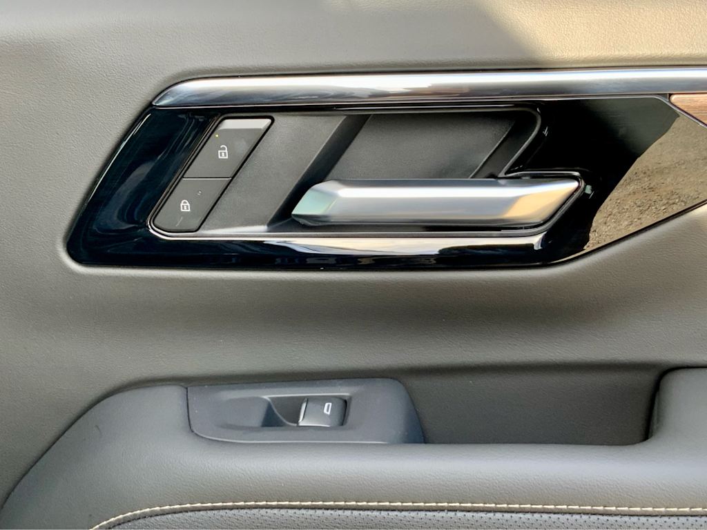 Thumbnail: 2026 Chevrolet Tahoe - 58