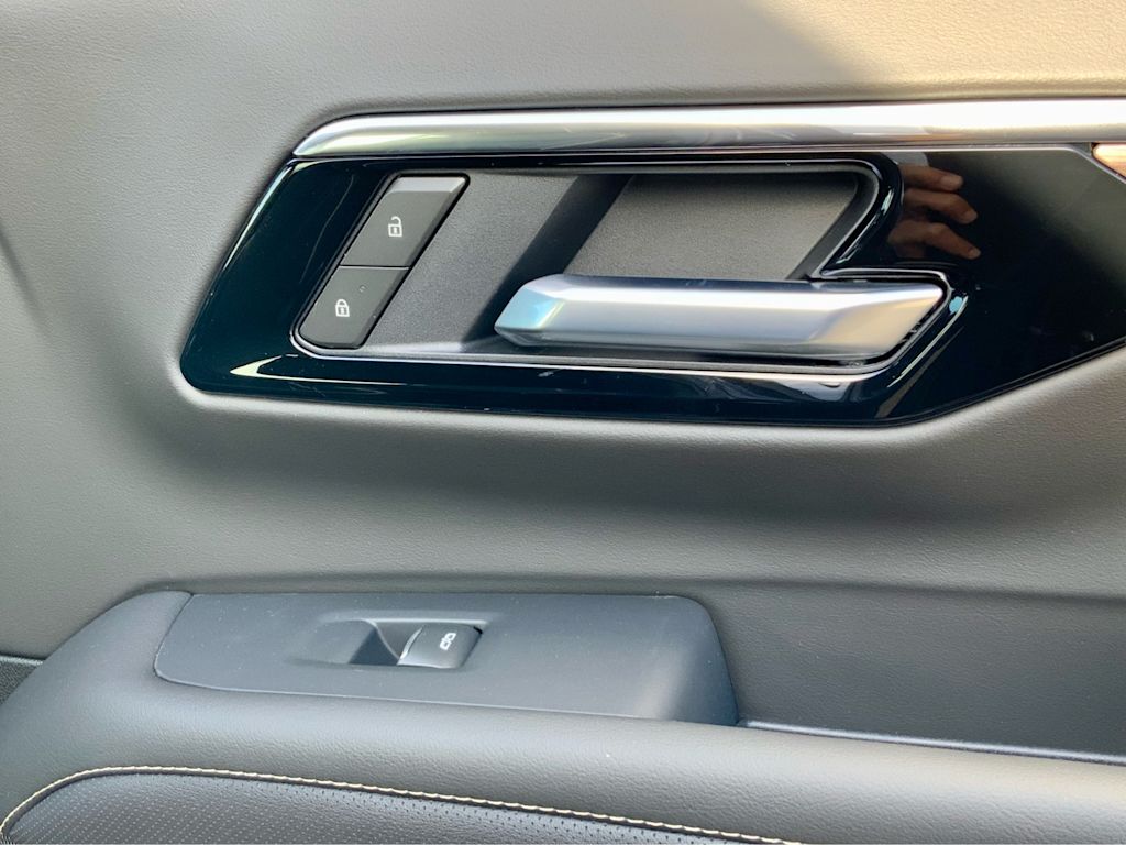 Thumbnail: 2026 Chevrolet Tahoe - 56