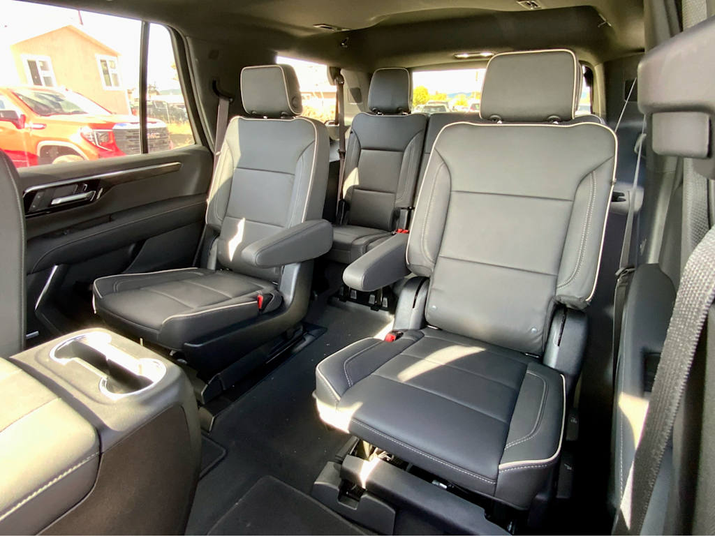 Thumbnail: 2026 Chevrolet Tahoe - 40