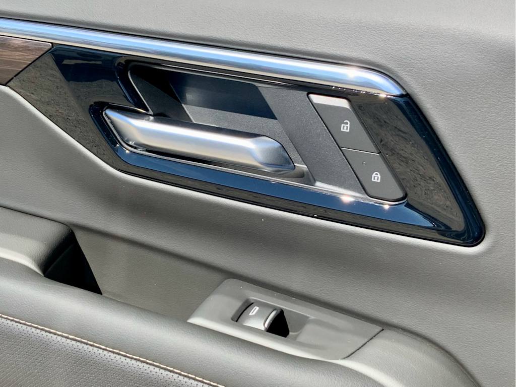 Thumbnail: 2026 Chevrolet Tahoe - 45