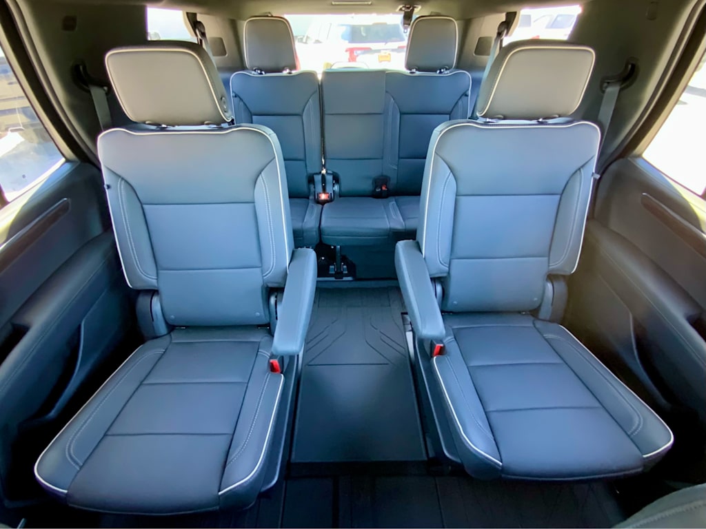 Thumbnail: 2026 Chevrolet Tahoe - 35