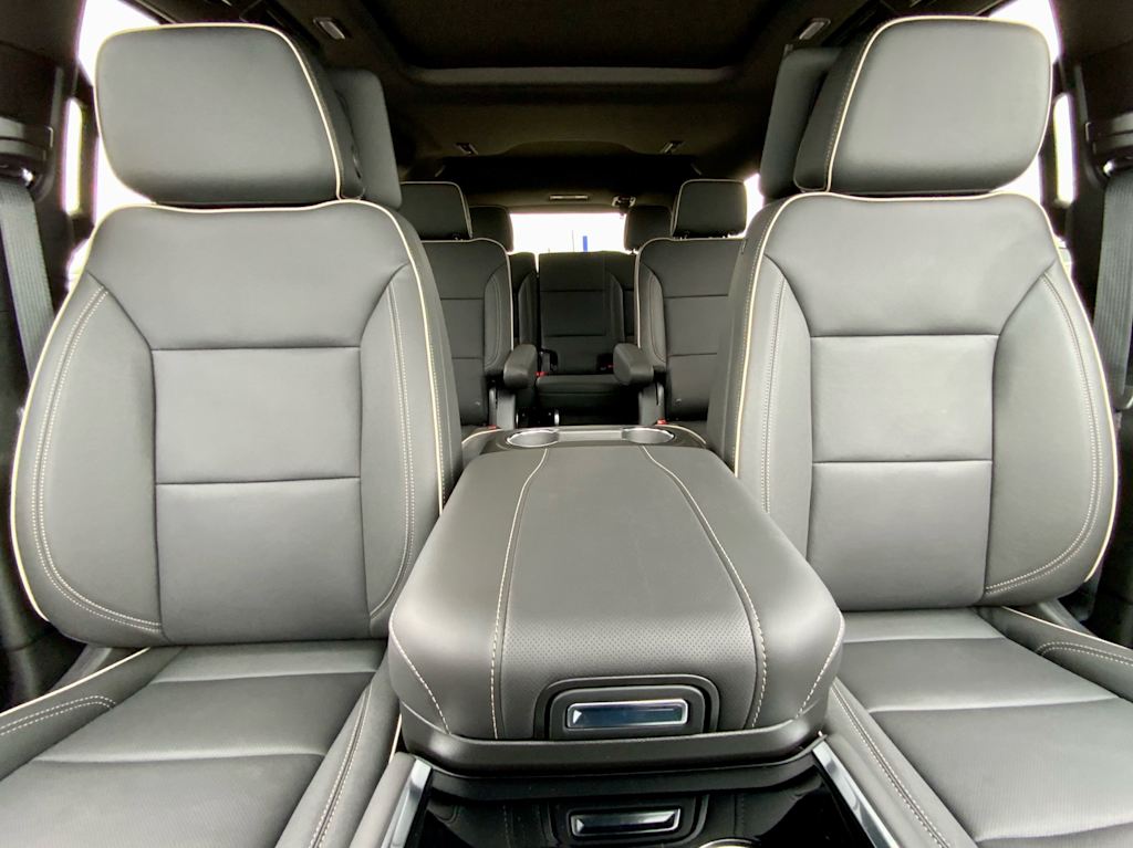 Thumbnail: 2026 Chevrolet Tahoe - 16