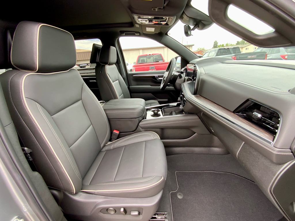 Thumbnail: 2026 Chevrolet Tahoe - 11