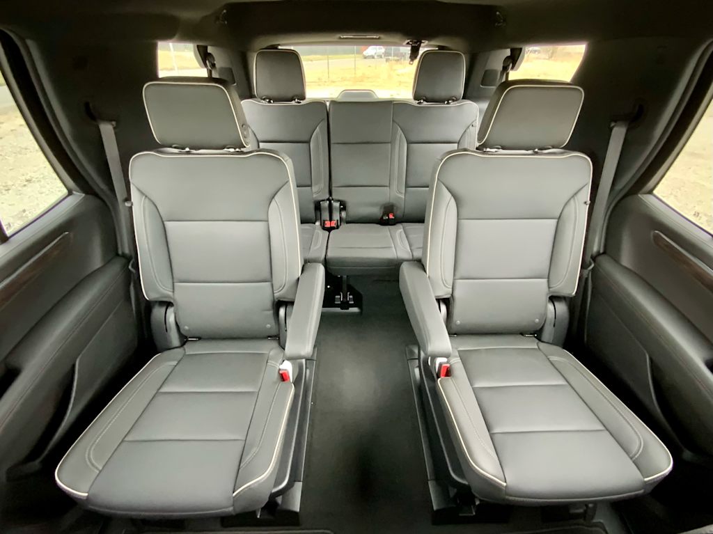 2025 Chevrolet Tahoe Premier 36