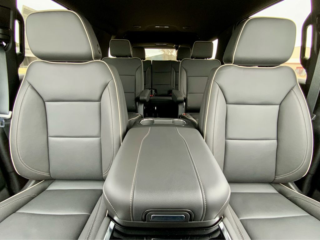 2025 Chevrolet Tahoe Premier 37