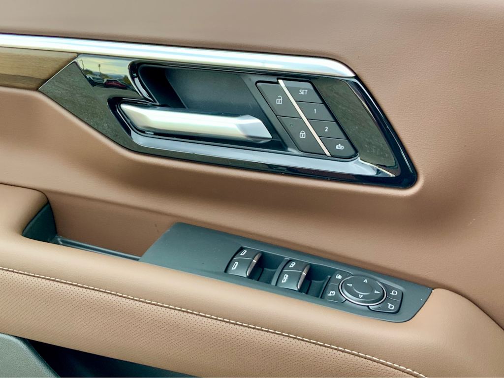 Thumbnail: 2026 Chevrolet Tahoe - 61