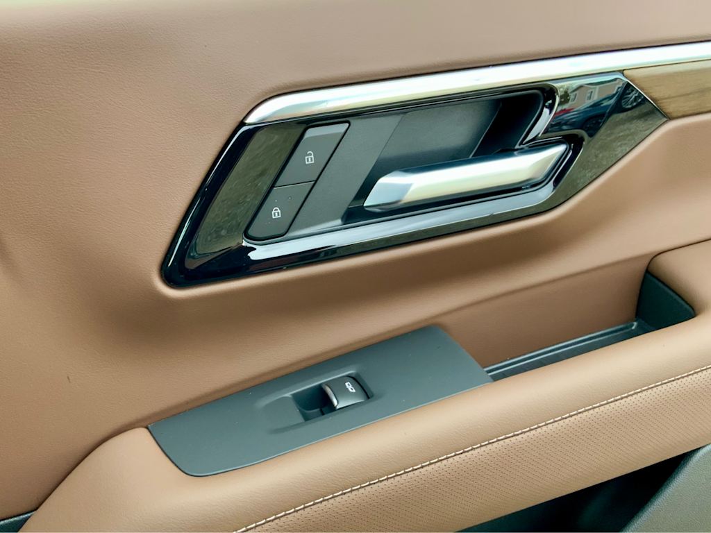 Thumbnail: 2026 Chevrolet Tahoe - 62