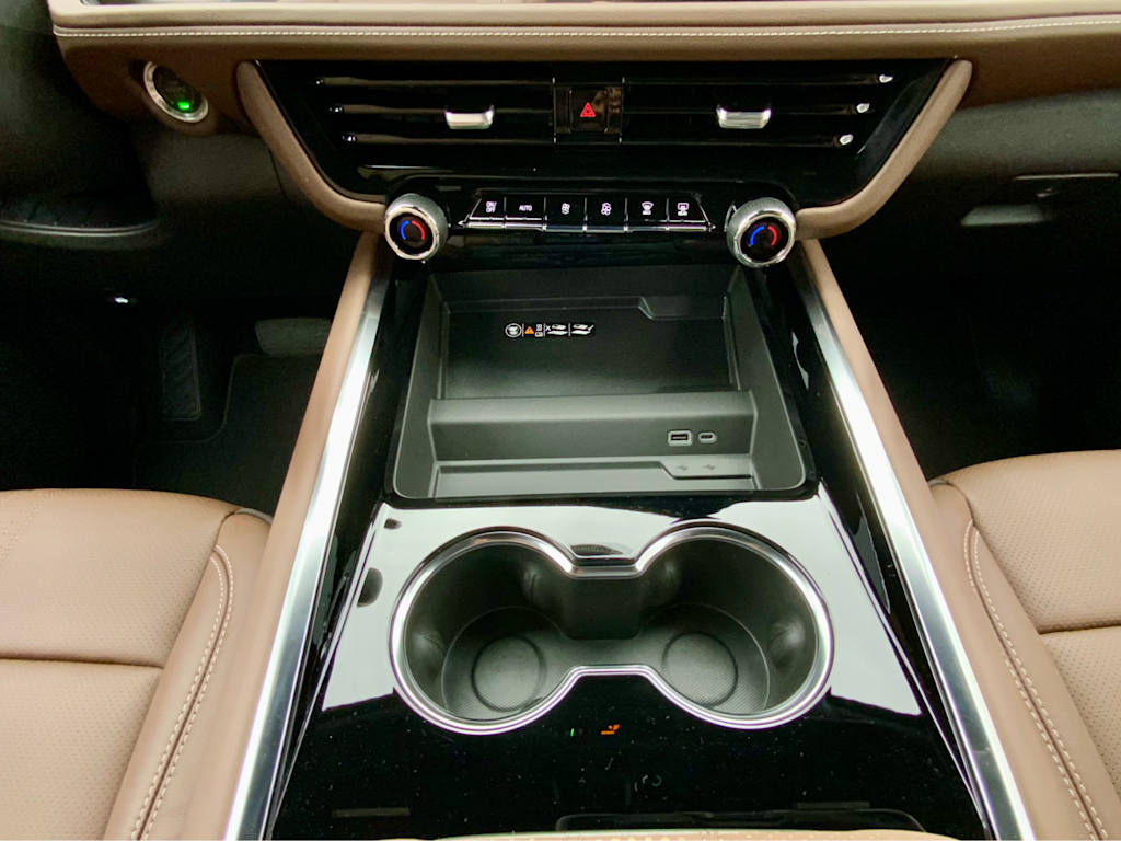 Thumbnail: 2026 Chevrolet Tahoe - 16