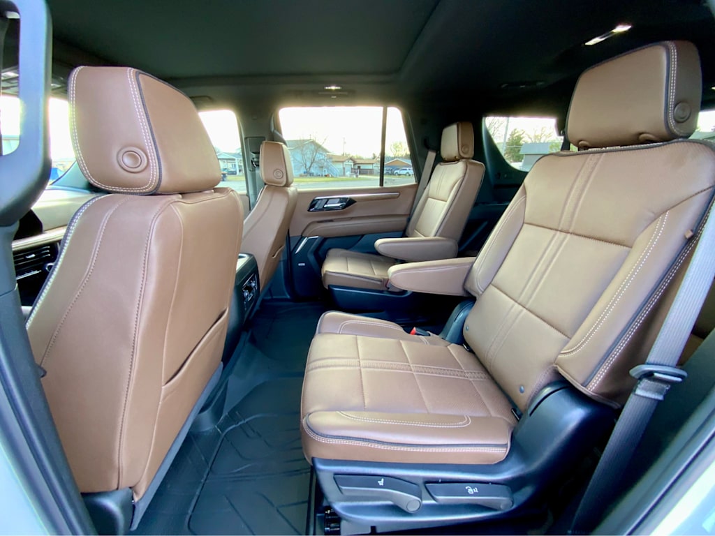 2025 Chevrolet Tahoe High Country 12