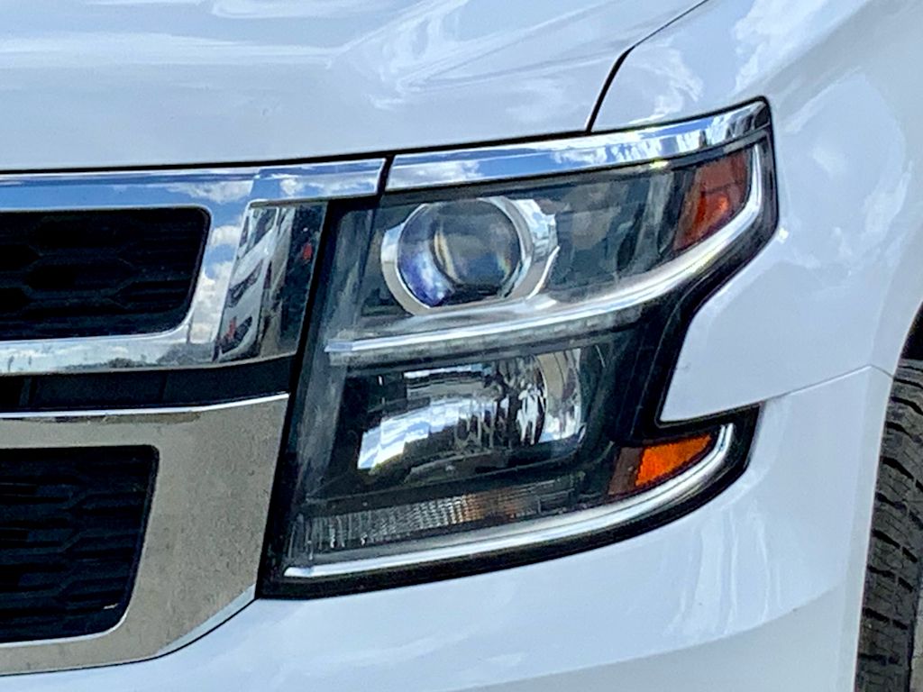Thumbnail: 2017 Chevrolet Tahoe - 25