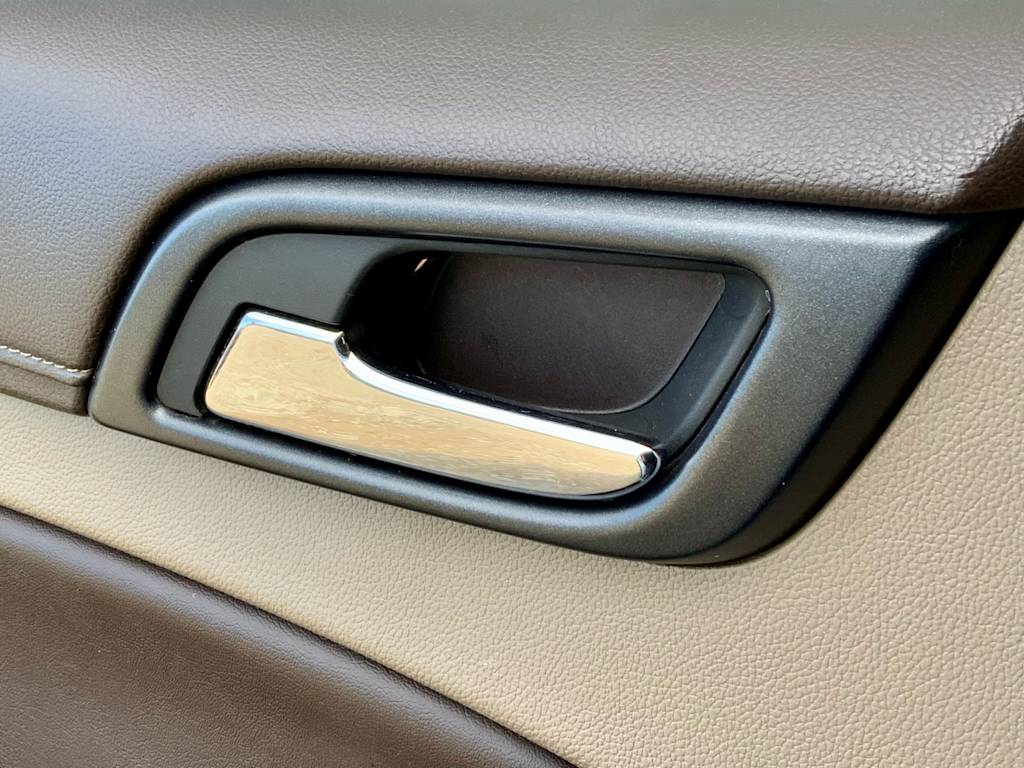 Thumbnail: 2015 Chevrolet Tahoe - 42