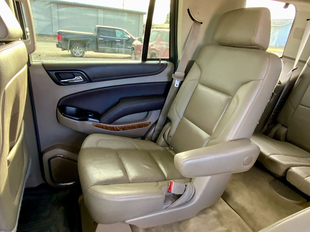 Thumbnail: 2015 Chevrolet Tahoe - 30