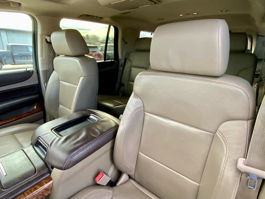 Thumbnail: 2015 Chevrolet Tahoe - 11