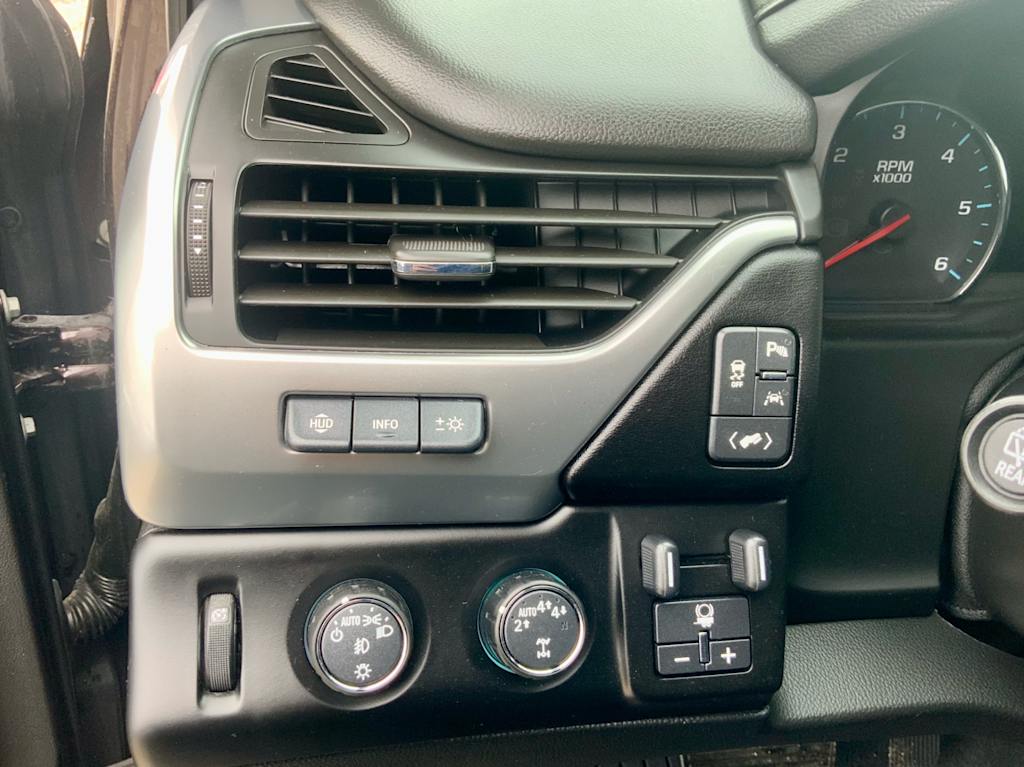 Thumbnail: 2020 Chevrolet Tahoe - 53