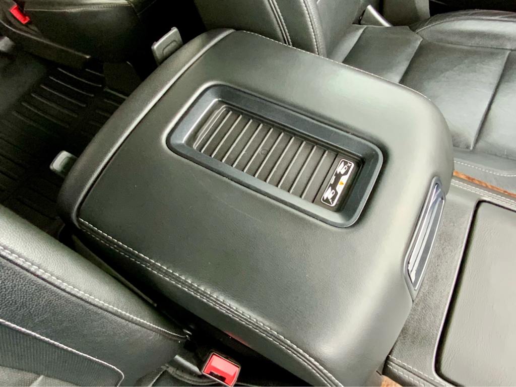 Thumbnail: 2020 Chevrolet Tahoe - 20