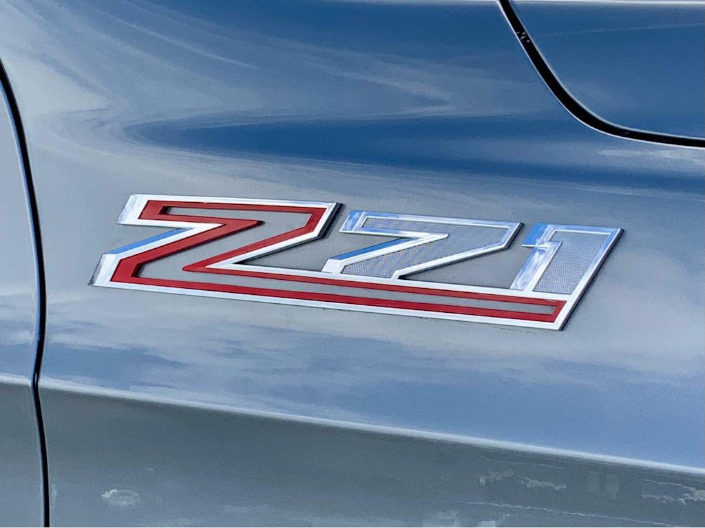 Thumbnail: 2022 Chevrolet Suburban - 29