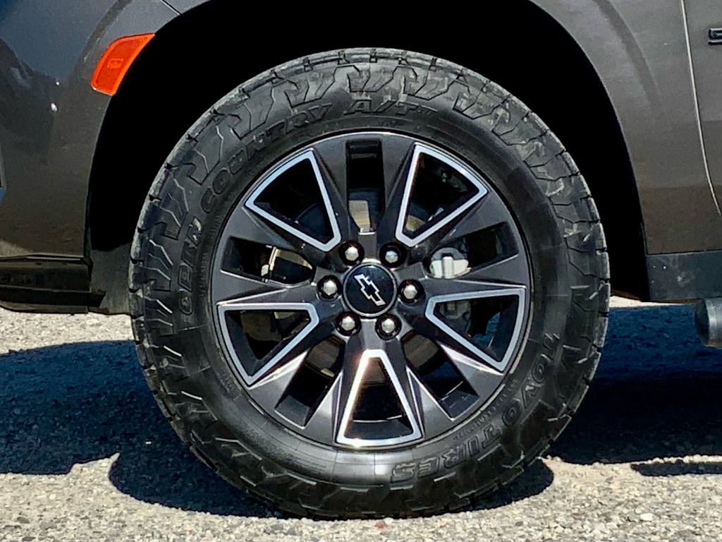 Thumbnail: 2021 Chevrolet Suburban - 27