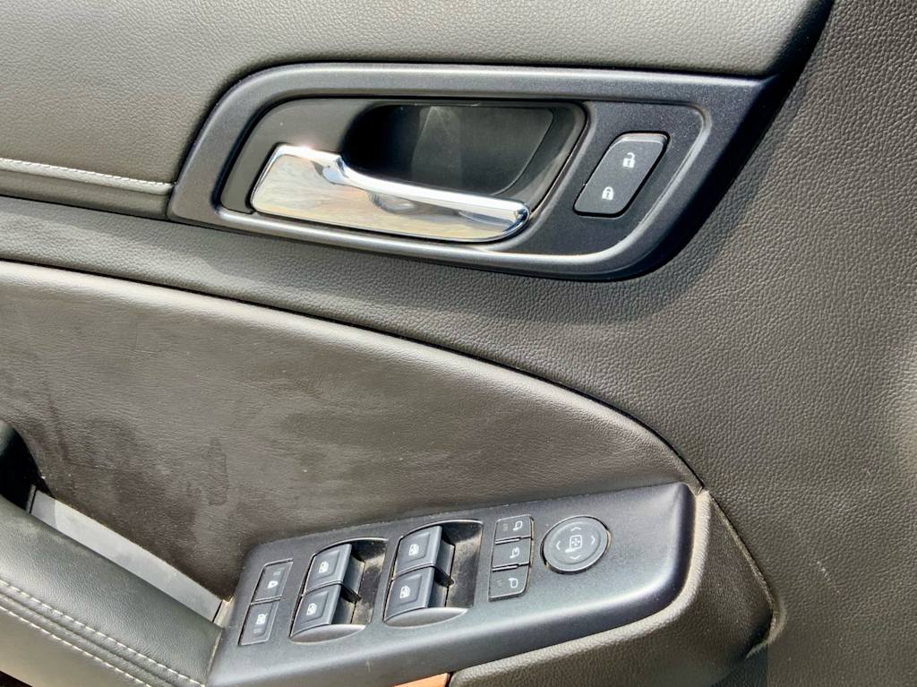 Thumbnail: 2019 Chevrolet Suburban - 43