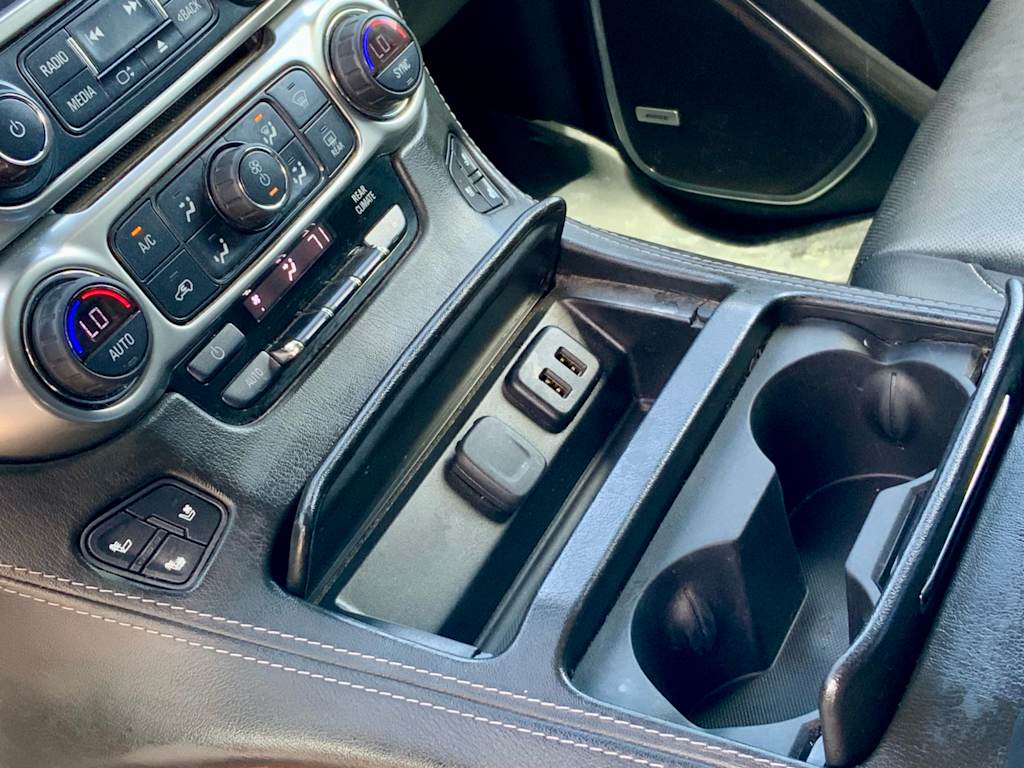 Thumbnail: 2019 Chevrolet Suburban - 39