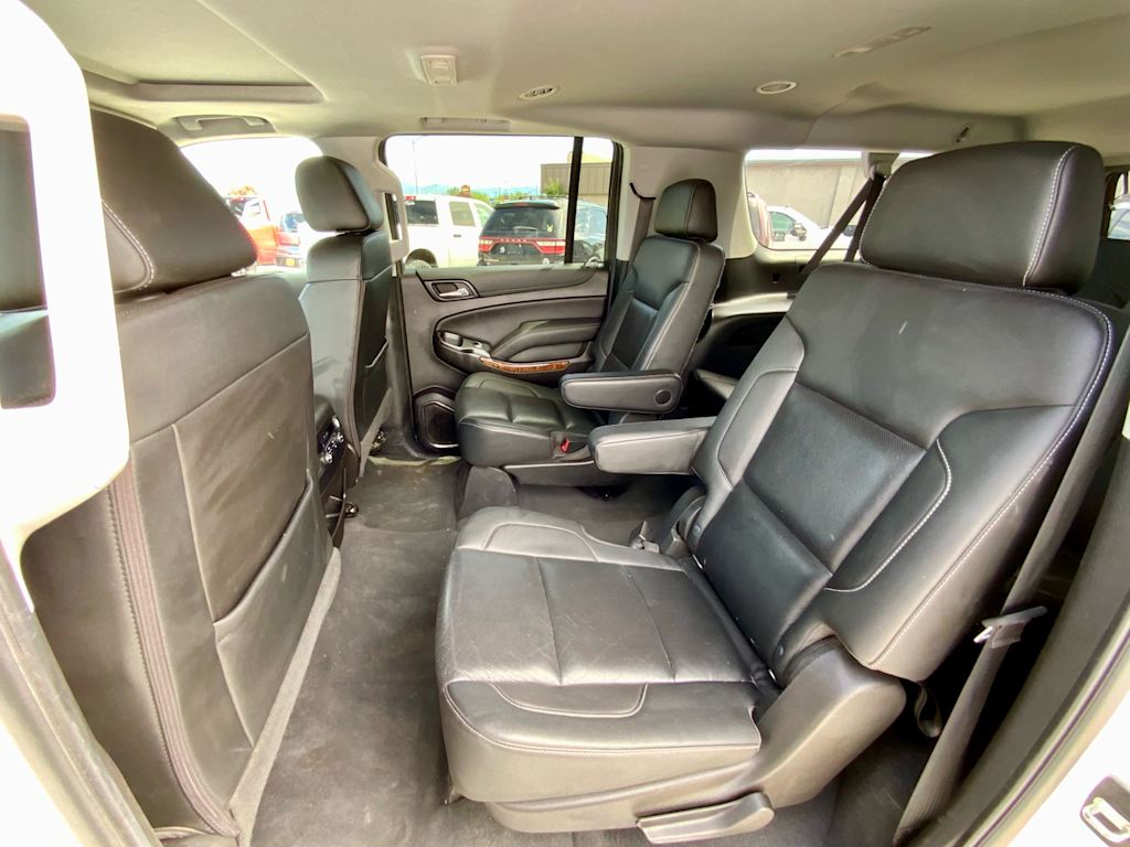 Thumbnail: 2019 Chevrolet Suburban - 12