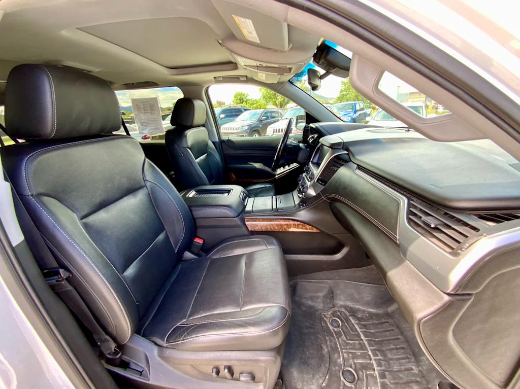 Thumbnail: 2019 Chevrolet Suburban - 11