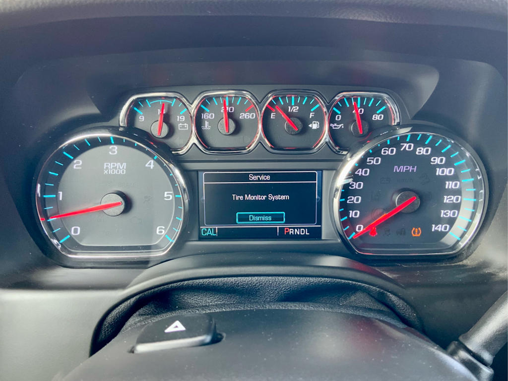 Thumbnail: 2019 Chevrolet Suburban - 16